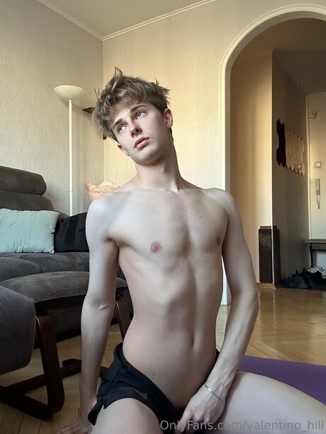 Valentino Hill onlyfans leaks