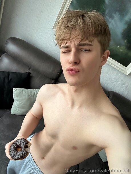 Valentino Hill onlyfans pics