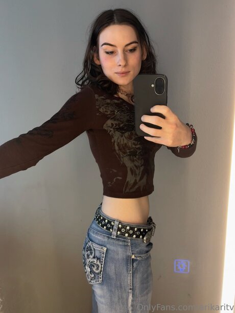 Arikaritv nude on onlyfans