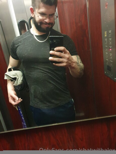 Chatwithalex onlyfans leaks