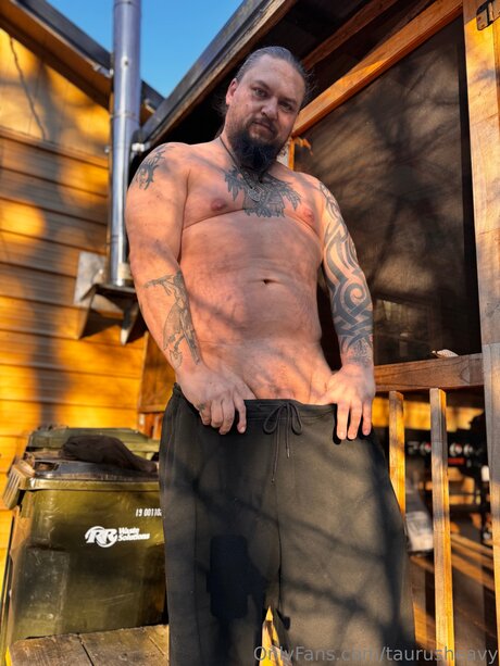 Taurusheavy onlyfans model