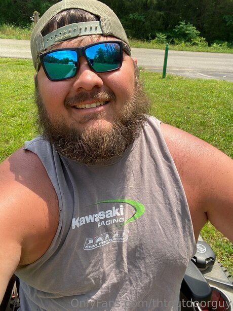 Thtoutdoorguy onlyfans leaked pics