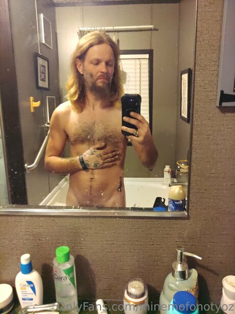 Minemofonotyoz nude only fans leaks