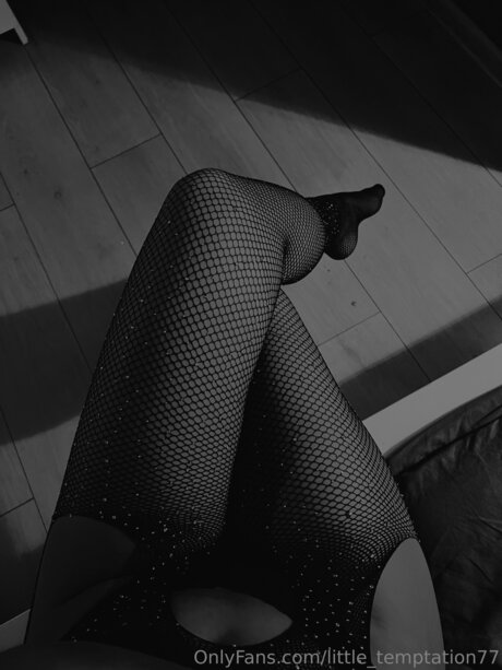 Little Temptation77 nude only fans