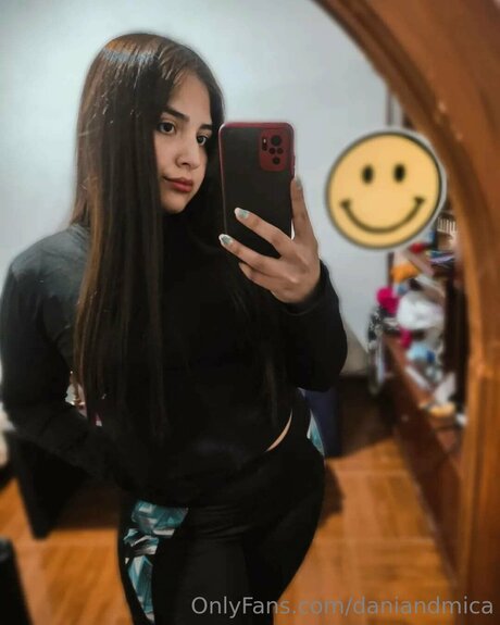 Miccamill on onlyfans