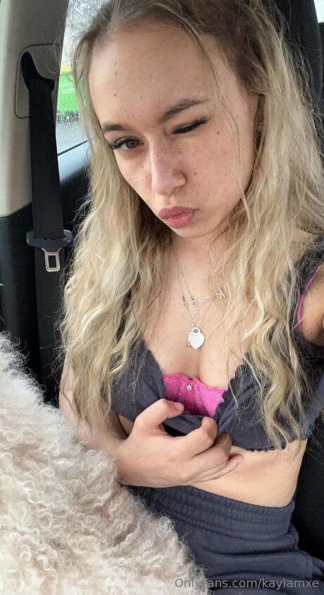 Kaylamxe onlyfans strip