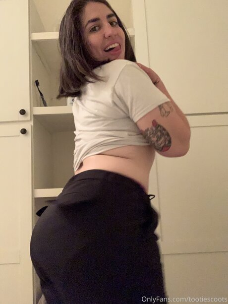 Tootiescoots onlyfans leaks
