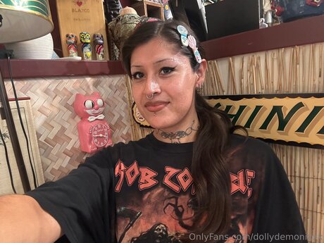 Dollydemonixxx onlyfans leaked