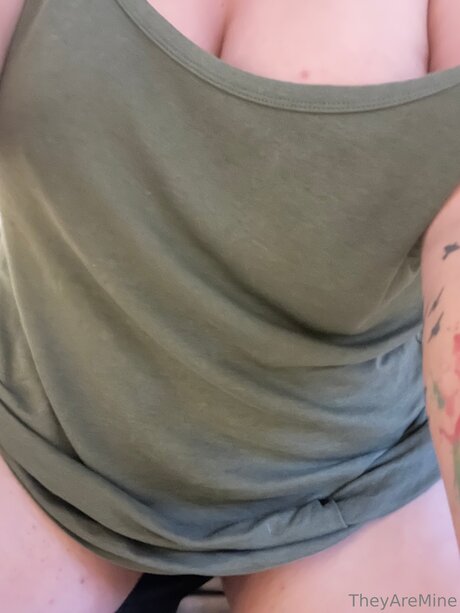 U217598164 onlyfans tits