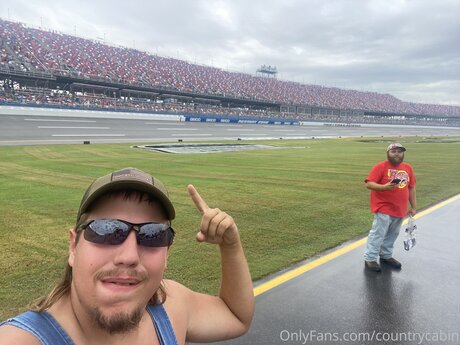 Countrycabin onlyfans leaked