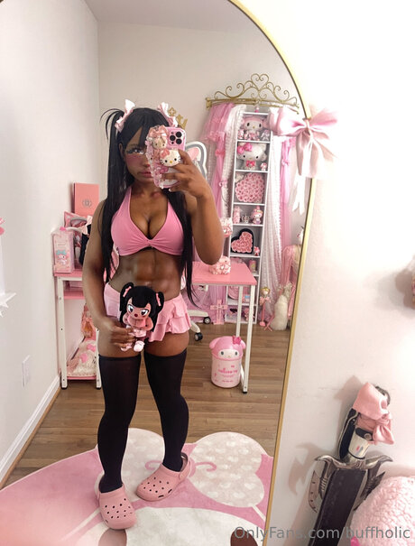 Buffholic onlyfans nude pictures