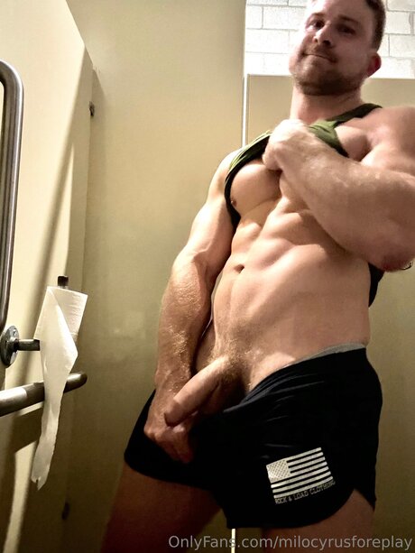 Milocyrusforeplay onlyfans pic