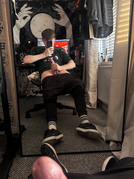 Thebeeb0i onlyfans nude leaked