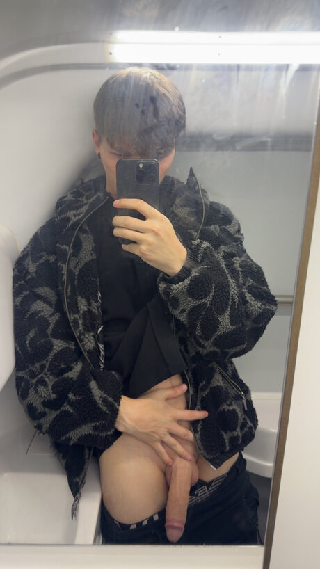 Thebeeb0i onlyfans content leaked