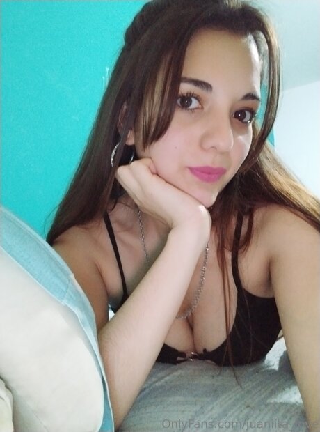 Juaniita Love naked onlyfans pics