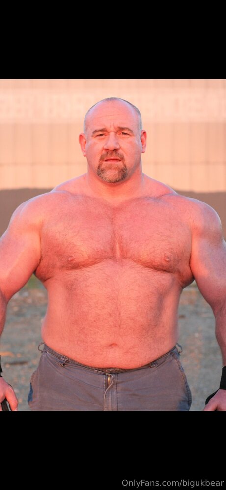 Bigukbear onlyfans leams