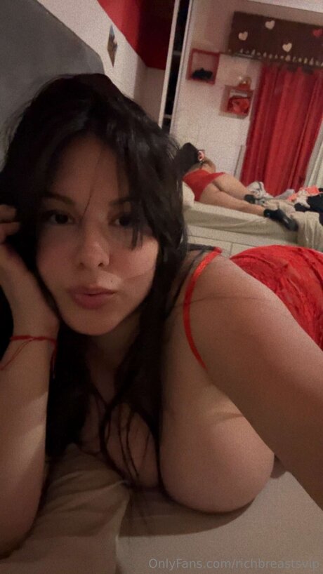 Richbreastsvip onlyfans strip