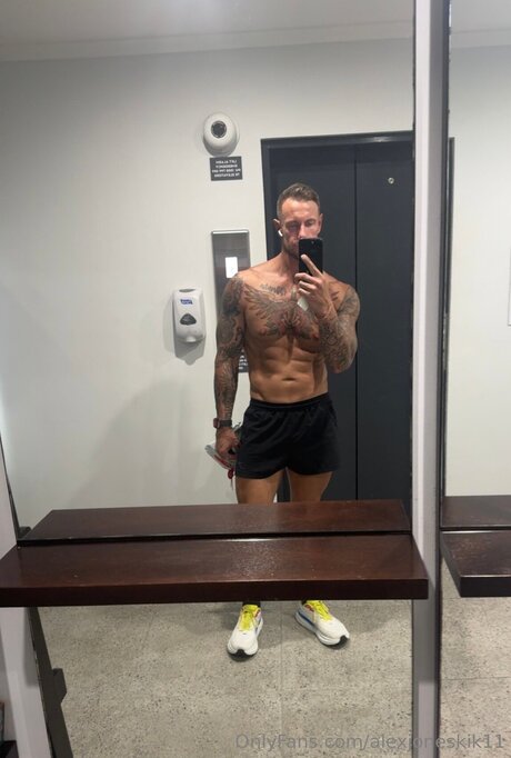 Alexjoneskik11 onlyfans leaked pics