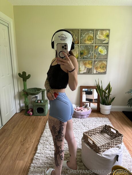 Prettypandora9 onlyfans free