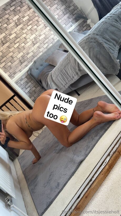 Itsjessieholt onlyfans free content