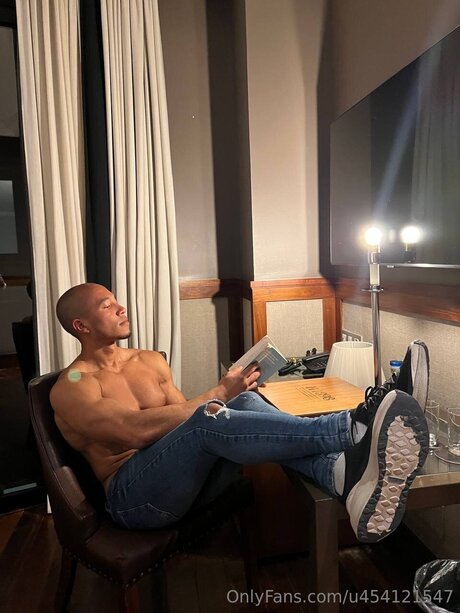 Dwayne Johnson Jr leaked onlyfans pics