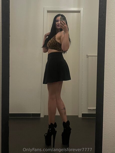 Angelsforever7777 onlyfans naked leaked