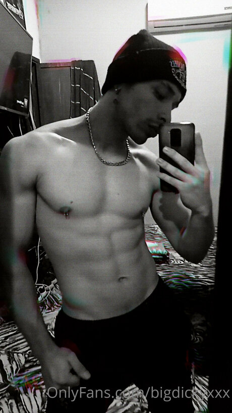 Tomas Rager naked onlyfans leak