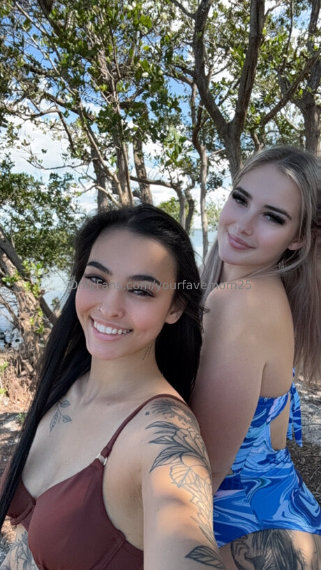 Yourfavemom25 only fans xxx