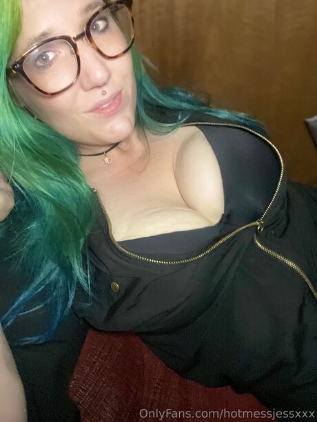Hotmessjessxxx only fans pictures