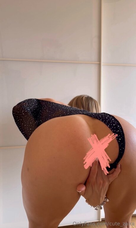 Cute Zaira onlyfans content leaked