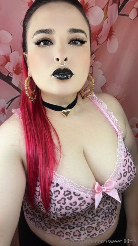 Sweetlillitth nude on onlyfans