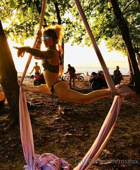 Rosifox nude only fans leaks