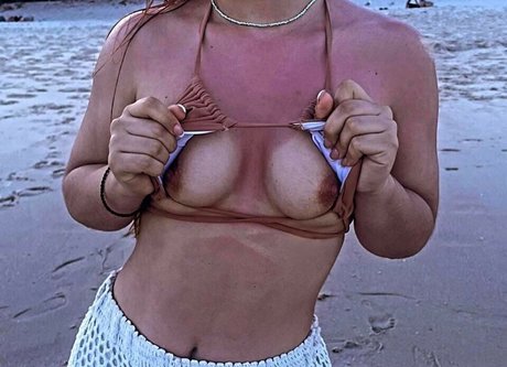 Ayeshasamaha only fans pictures