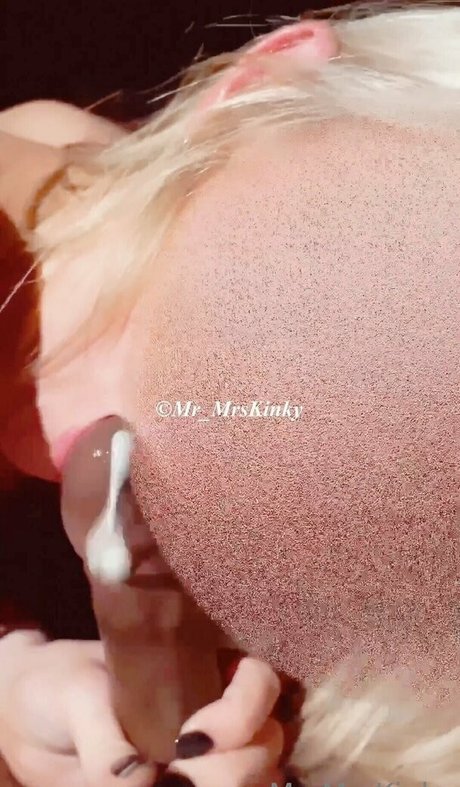 mr mrskinky onlyfans model photo