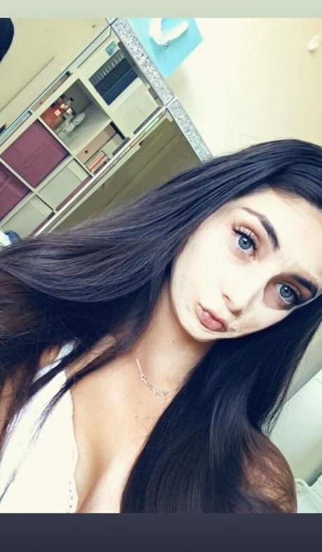 Mayroon Kawash only fans naked