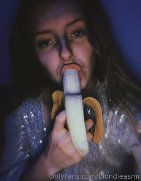 blondieasmr onlyfans leak ass