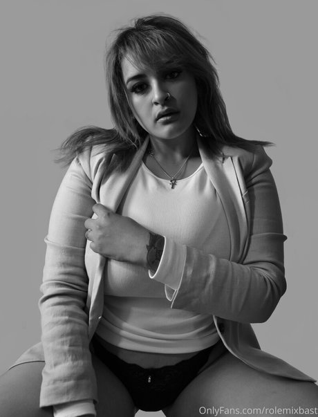 rolemxbast onlyfans strip tease