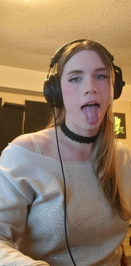 annasissyplz onlyfans