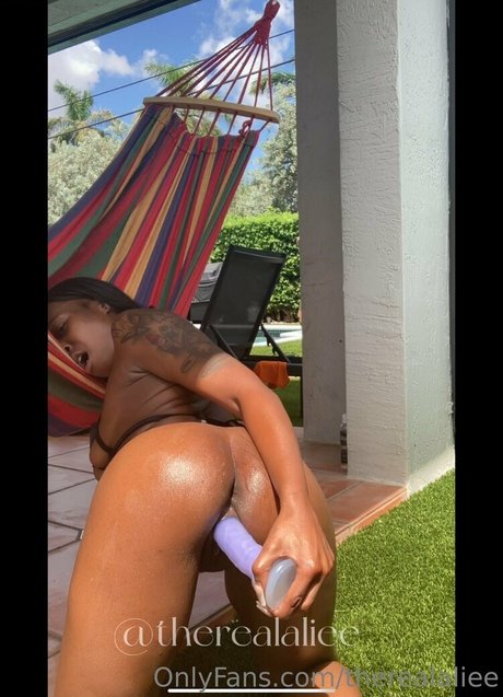 therealaliee onlyfans porn leaked