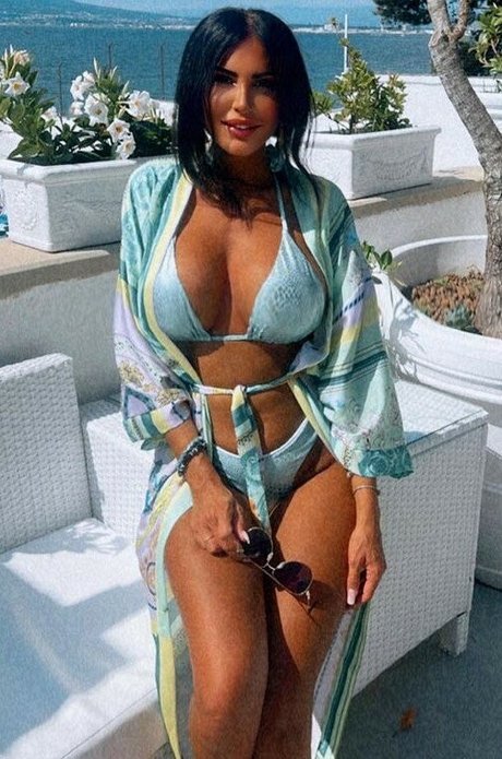 Ginia 900 onlyfans leajs