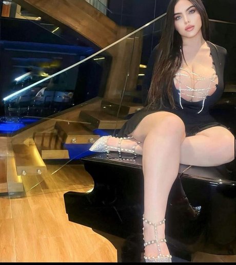 Noure Sahli onlyfans leak porn