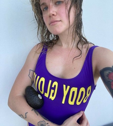 Horsegirldotjpeg nude onlyfans leaks