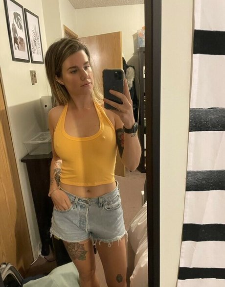 Horsegirldotjpeg onlyfans leaked pictures