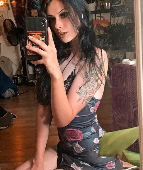 venusblue222 naked onlyfans leak