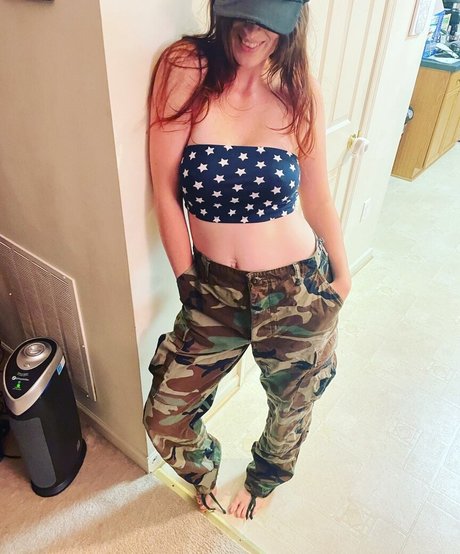 Cay Wild nudes only fans