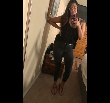 tallnerdywoman only fans nude