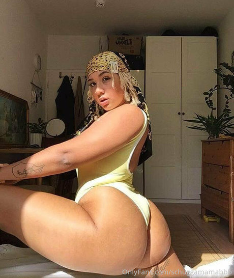 schuggamamabbb onlyfans sextape leak