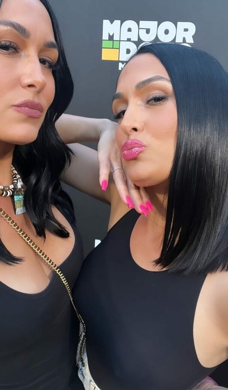 Nikki Bella nude onlyfans leaks