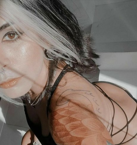 Dark Rogue onlyfans model