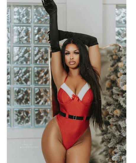 Amira Khalil naked on onlyfans